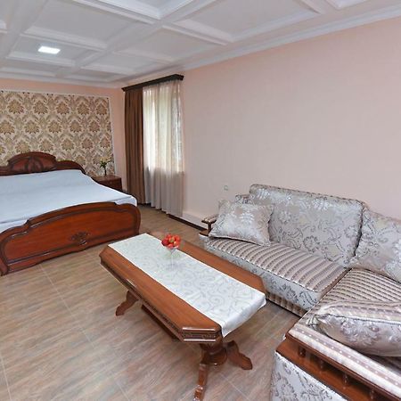 Old City Hotel Alaverdi Eksteriør billede
